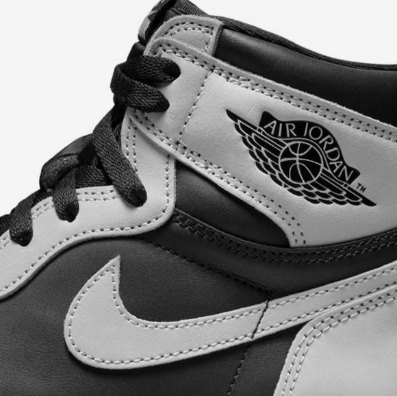 USED AIR JORDAN 1 HIGH SHADOW 2.0 BIG KIDS - Picture 5 of 9